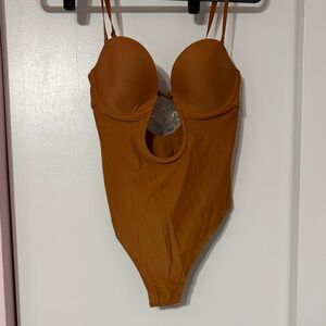 SKIMS Supper rare Deep Plunge Shape wear BodySuit